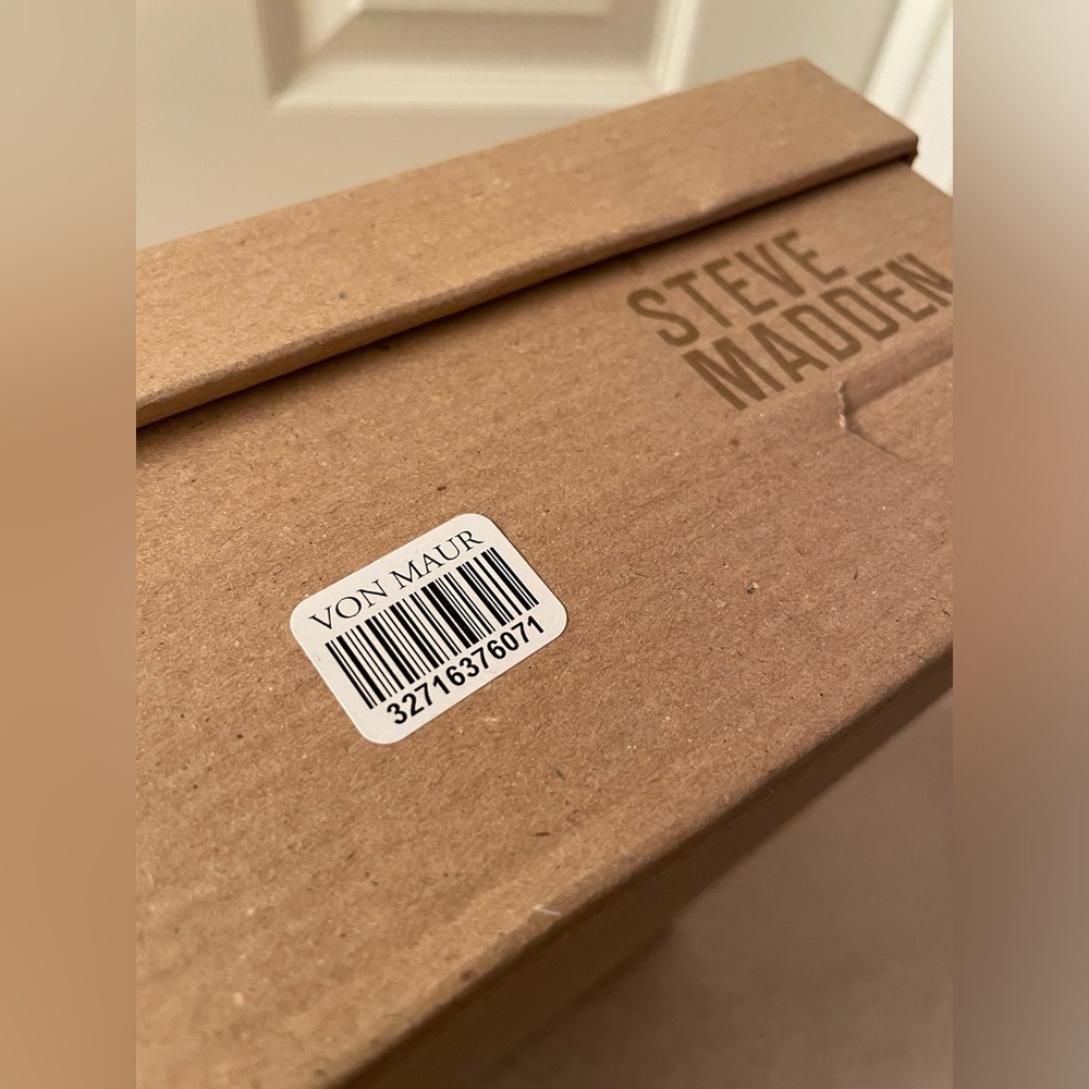 STEVE MADDEN Womens Black Pull Tab Argent Toe Block Heel Leather Chelsea 7.5 - Picture 8 of 8